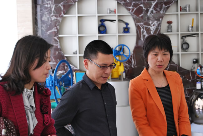 �ζ��^(q��)���(hu��)�����hί�I(l��ng)��(d��o)���^��˾�s�u(y��)չ�d