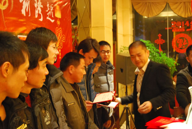 �����y�T���F(tu��n)������(j��ng)�����г̞鹫˾2013��������T���C��