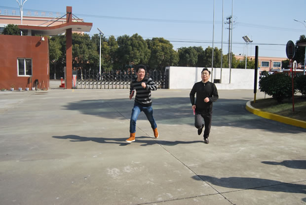 �����y�T���������\(y��n)��(d��ng)��(hu��)���D2��