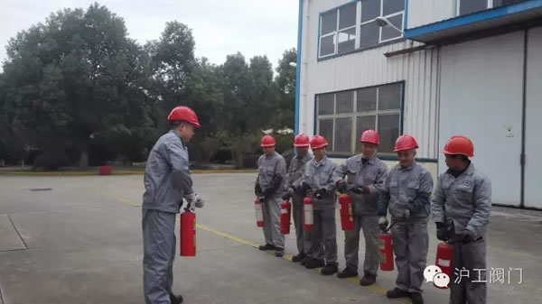 �Ϻ������y�T(m��n)�S11��9��ȫ��(gu��)�����հ�ȫ�����ݾ����(d��ng) �D2