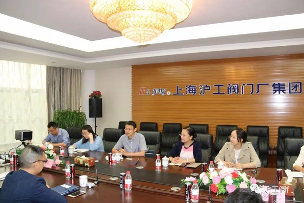 �ζ��^(q��)��(j��ng)ίǰ��(l��i)�Ϻ������y�T�S�M(j��n)���{(di��o)�У��D5��