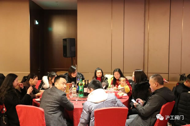 �����y�T���(hu��)�g��һ���䘷���ڣ��D8��