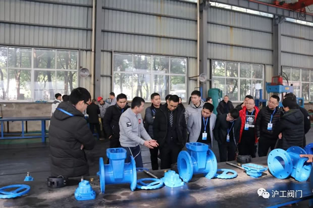 �Ϻ������y�T�S2019���һ��ȫ����(j��ng)�N����Ӗ(x��n)��(hu��)���D9��