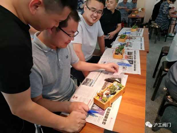 �����y�T�Gɫ��(chu��ng)��DIY���(d��ng)���D5��