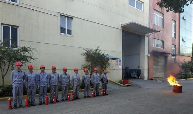 �Ϻ������y�T�S�M���_չ�����ݾ��c��ȫ��z���ӣ��D1��