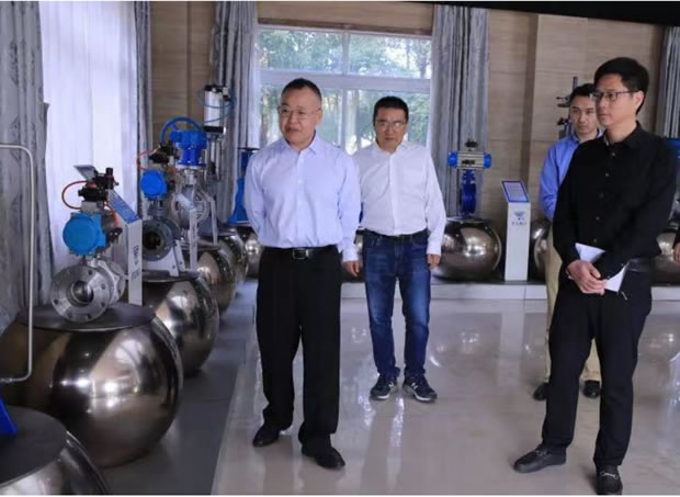 �ζ��^(q��)��(j��ng)ί�I(l��ng)��(d��o)��(sh��)���{(di��o)���Ϻ������y�T(m��n)�S(ch��ng)���D2��